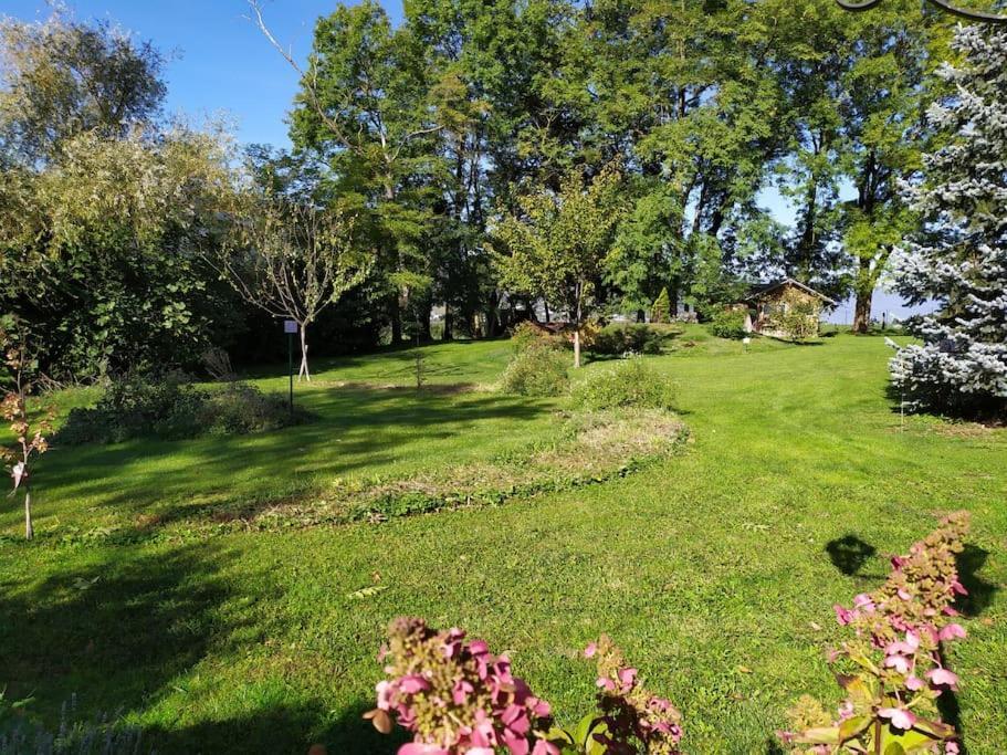 Arthur Et Germaine Maisonnette A La Campagne Avec Un Grand Jardin * Saint-Jeoire-Prieure