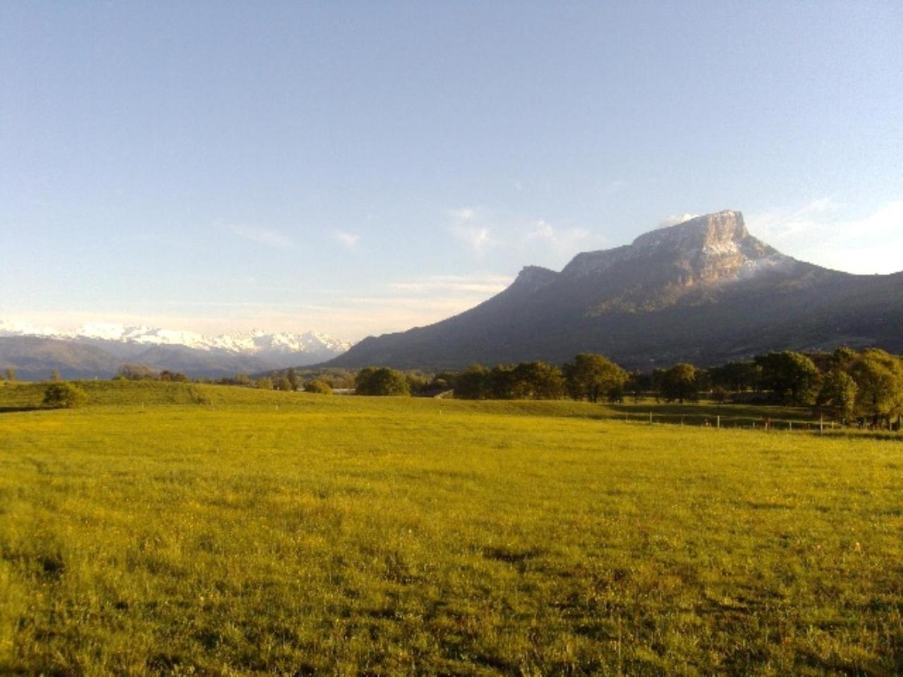 Arthur Et Germaine Maisonnette A La Campagne Avec Un Grand Jardin Casa de Férias Saint-Jeoire-Prieure