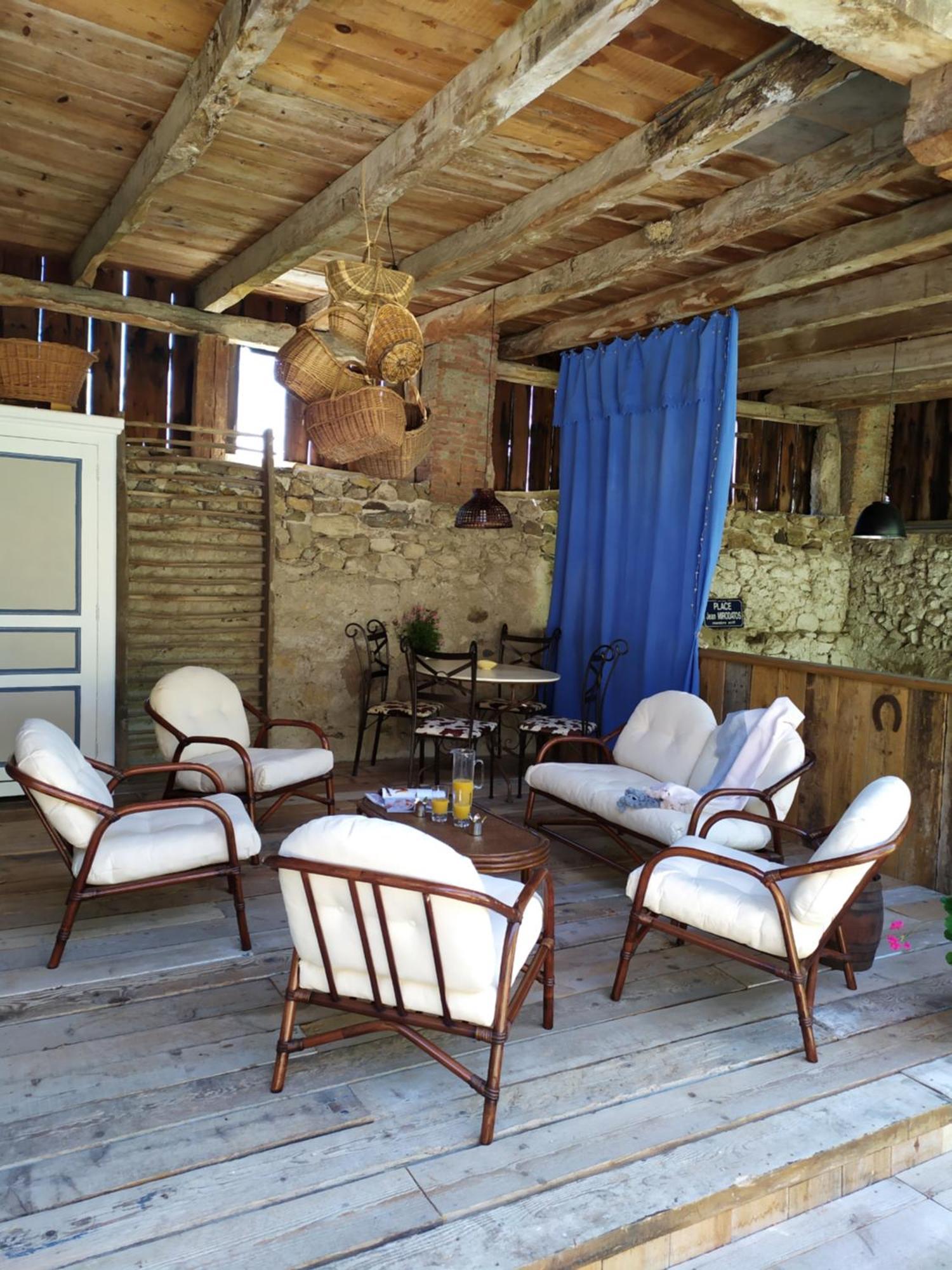 Casa de Férias Arthur Et Germaine Maisonnette A La Campagne Avec Un Grand Jardin